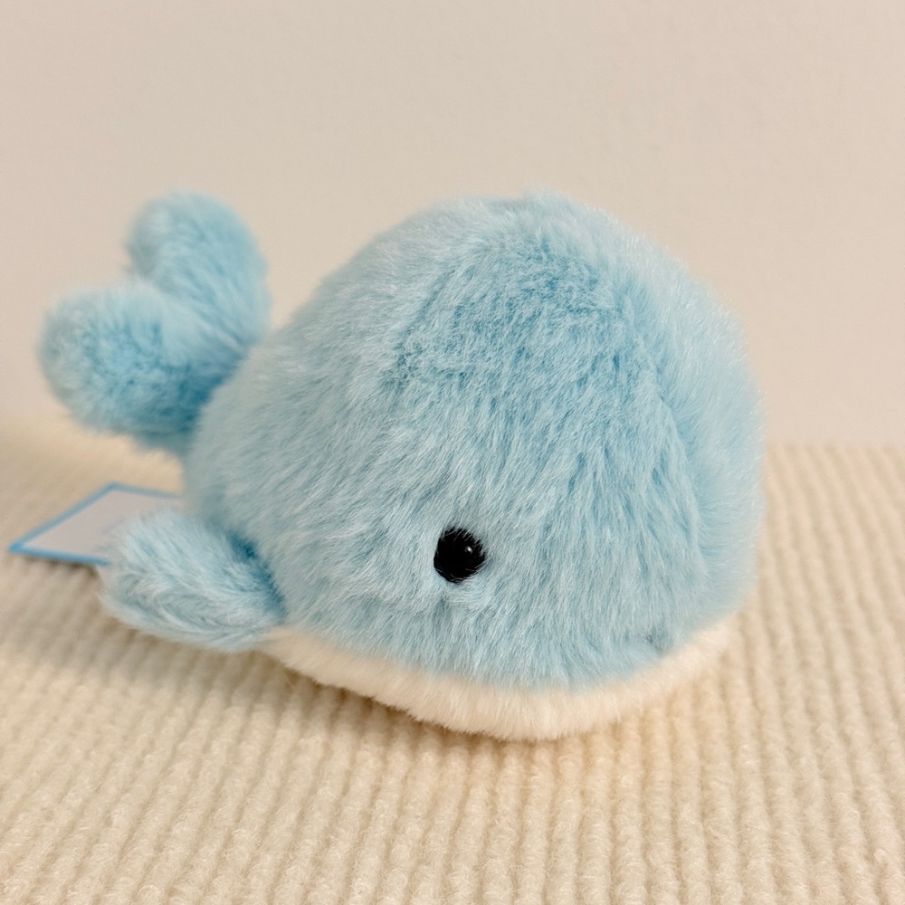 BNWT RARE Jellycat Fluffy Whale Gift Authentic Stuffed Animal Plush Toy